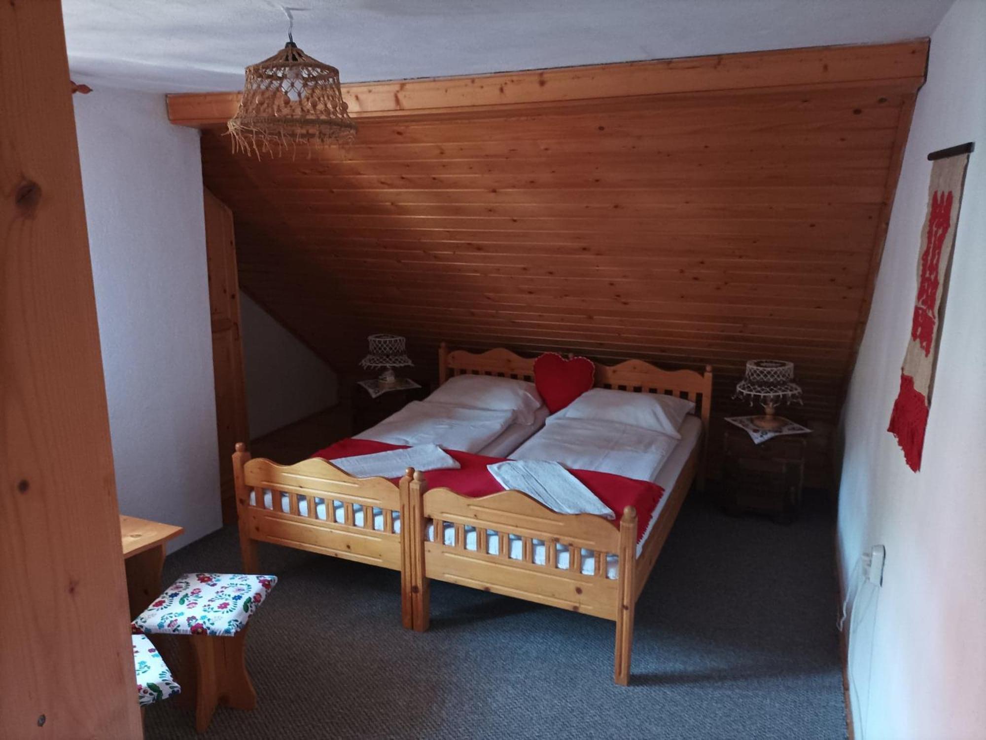 Bed & Breakfast Zoltán&erika Panzió 3*