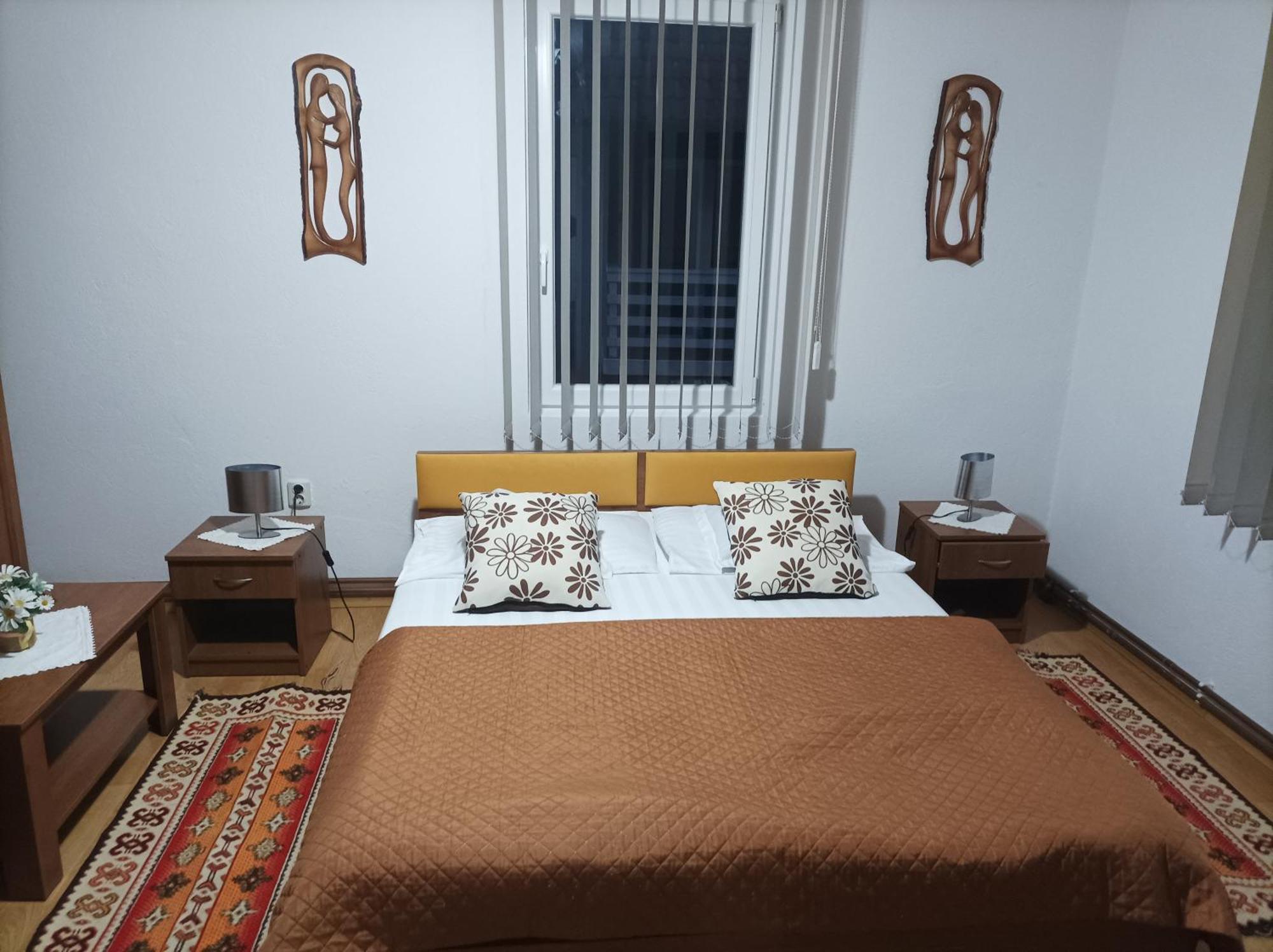 Zoltan & Erika Panzio B&B 3*